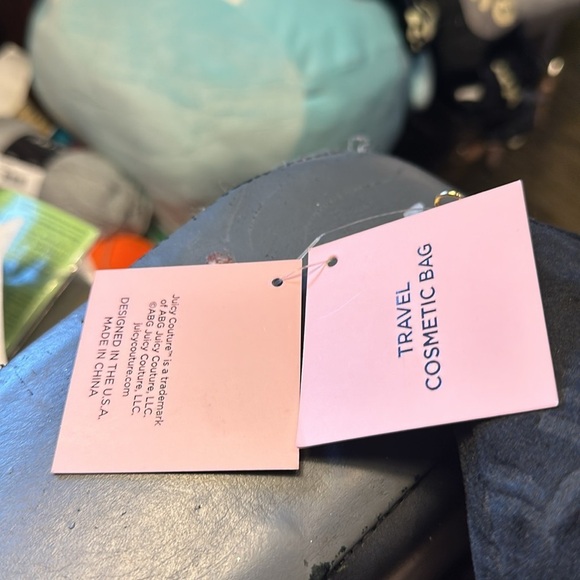 Juicy couture new tags. I cannot open up the inside or it will cut the tag off. - Picture 6 of 7